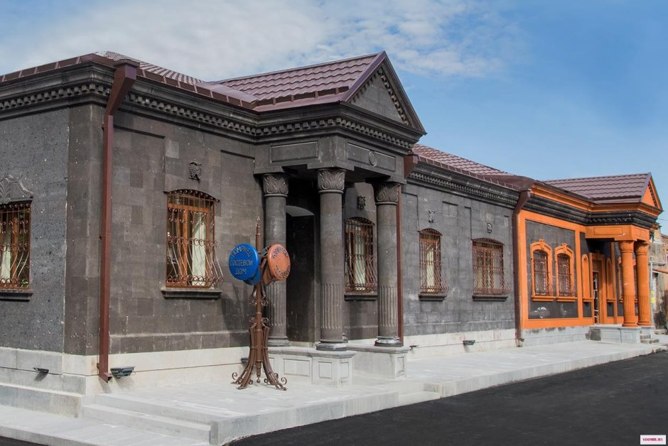 Черный туф Гюмри