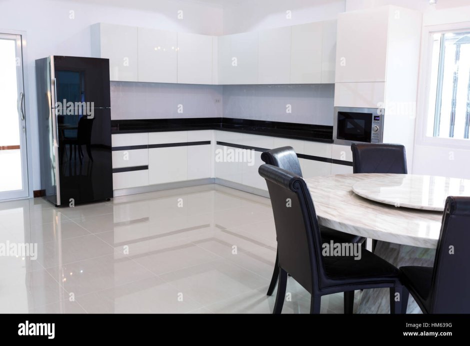 Кухня островная темно серая