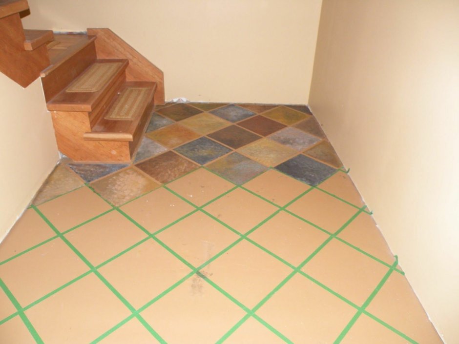 Покрасить плитку на полу