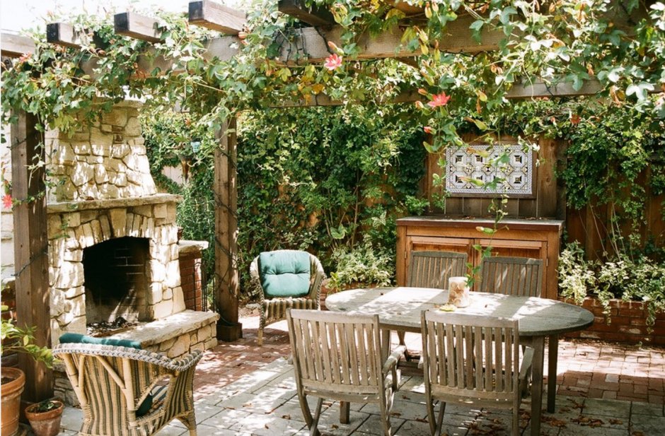 Озеленение патио зона