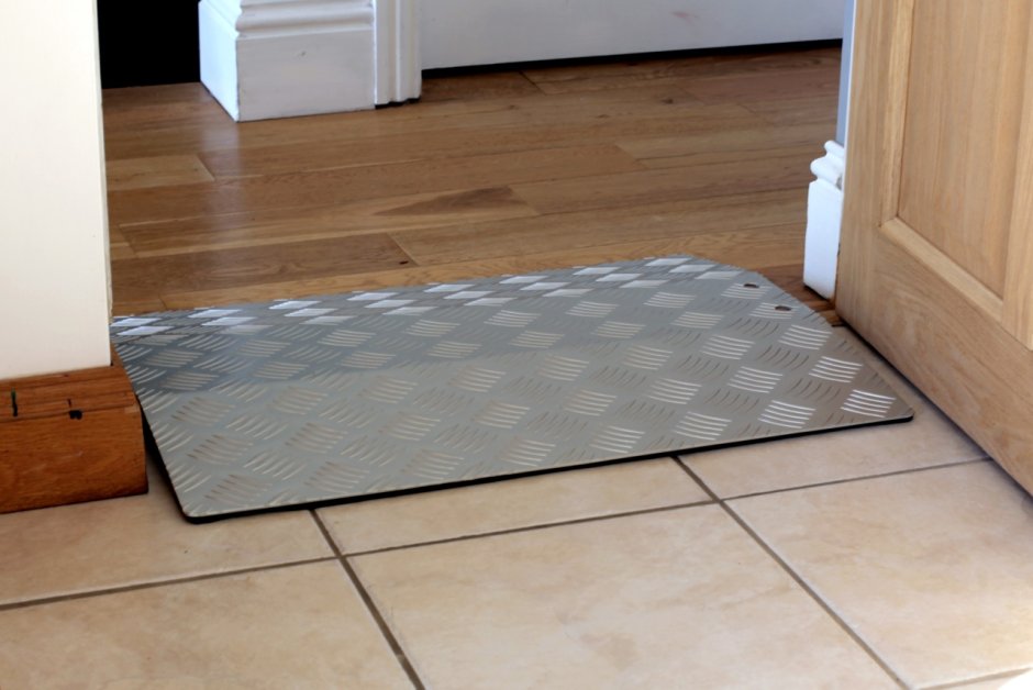 Пандус пороговый tr501