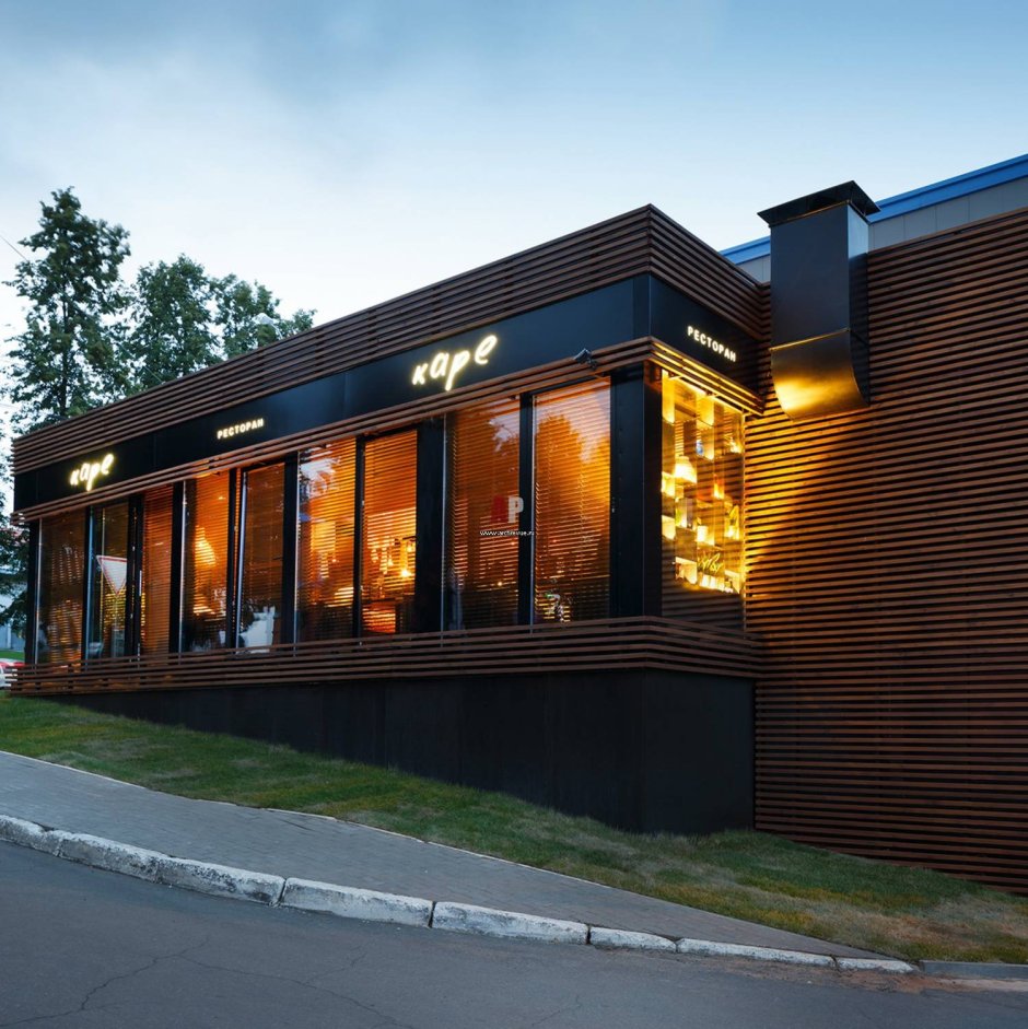 Фасад магазина дерево