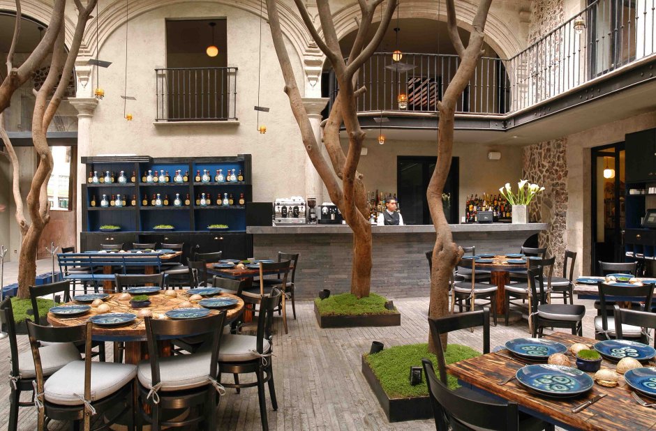 Деревянный ресторан