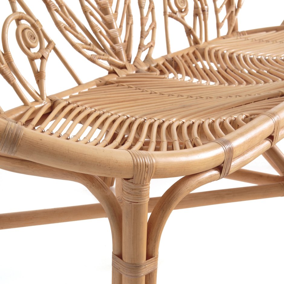 Плетеное кресло