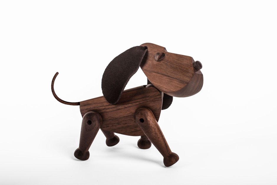 Деревянный светильник собака