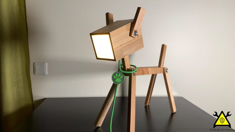 Собачка игрушка дерево