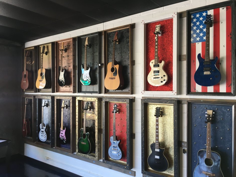 Шкаф для гитар