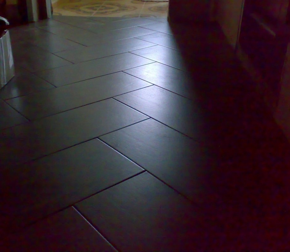 Белый наливной пол с узором