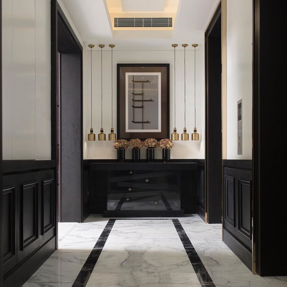 Плитка в узком коридоре