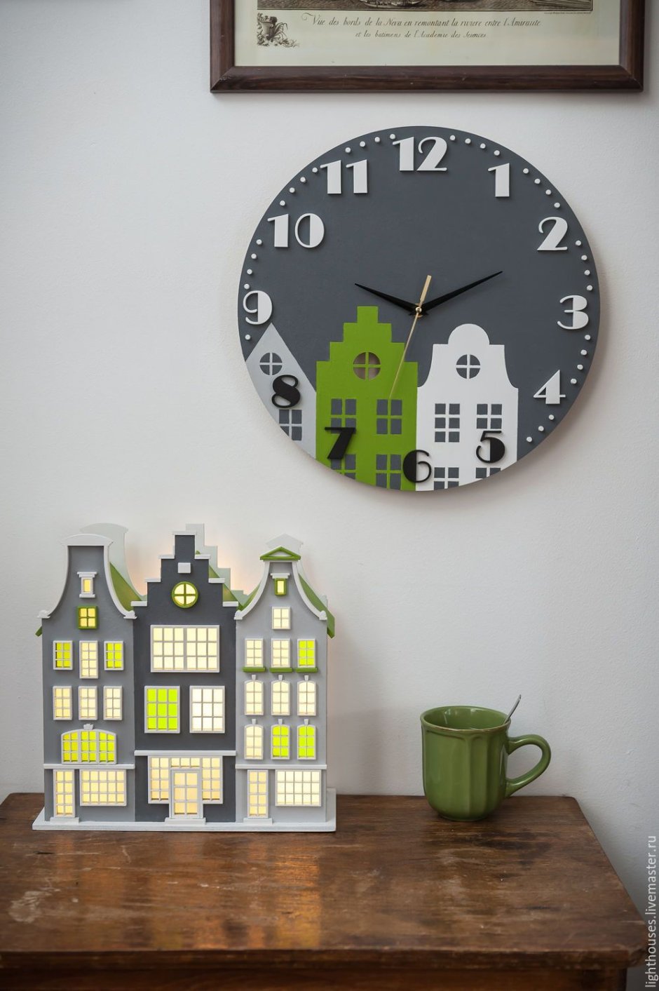 Необычные часы на стену