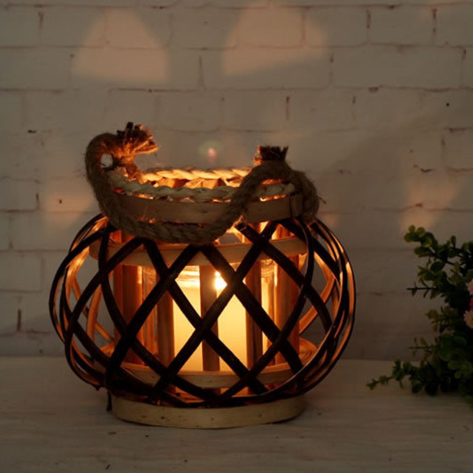 Плетеный подсвечник