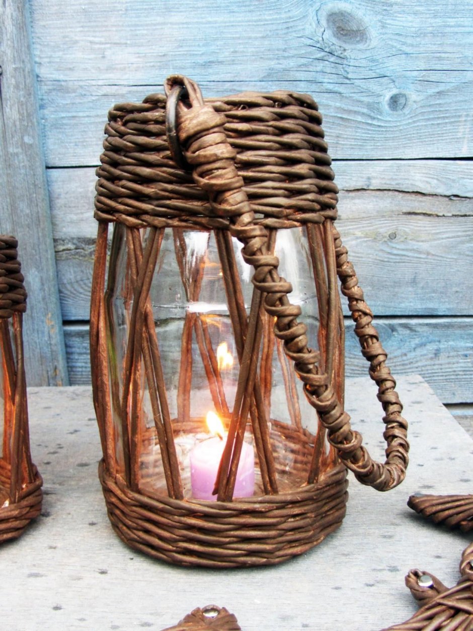 Вазы из бумажной лозы