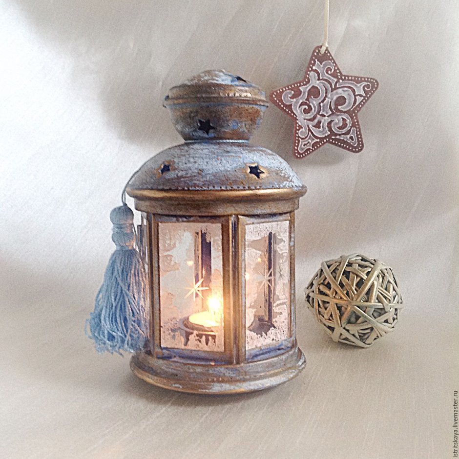 Подсвечник настенный металлический