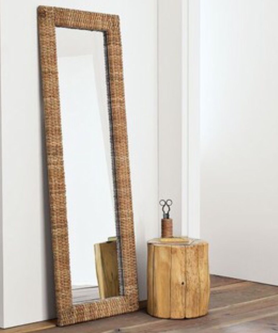 Зеркало напольное современное