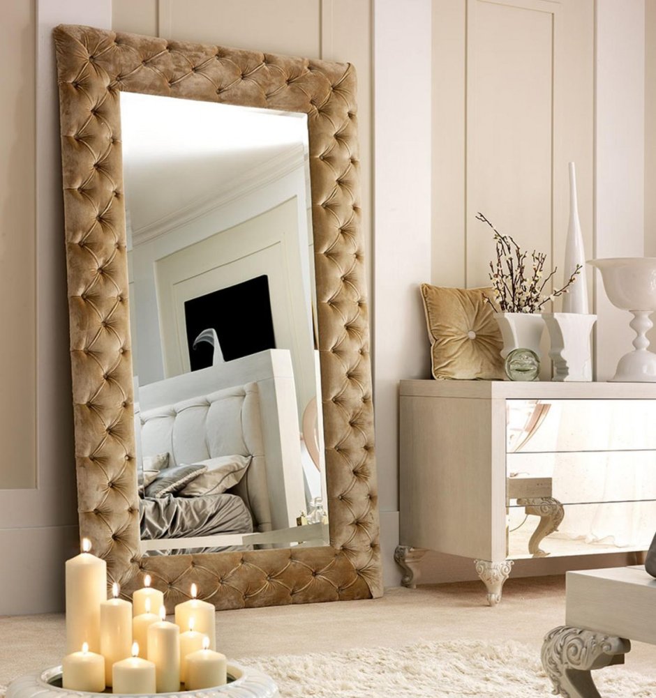 Зеркало в каретной стяжке