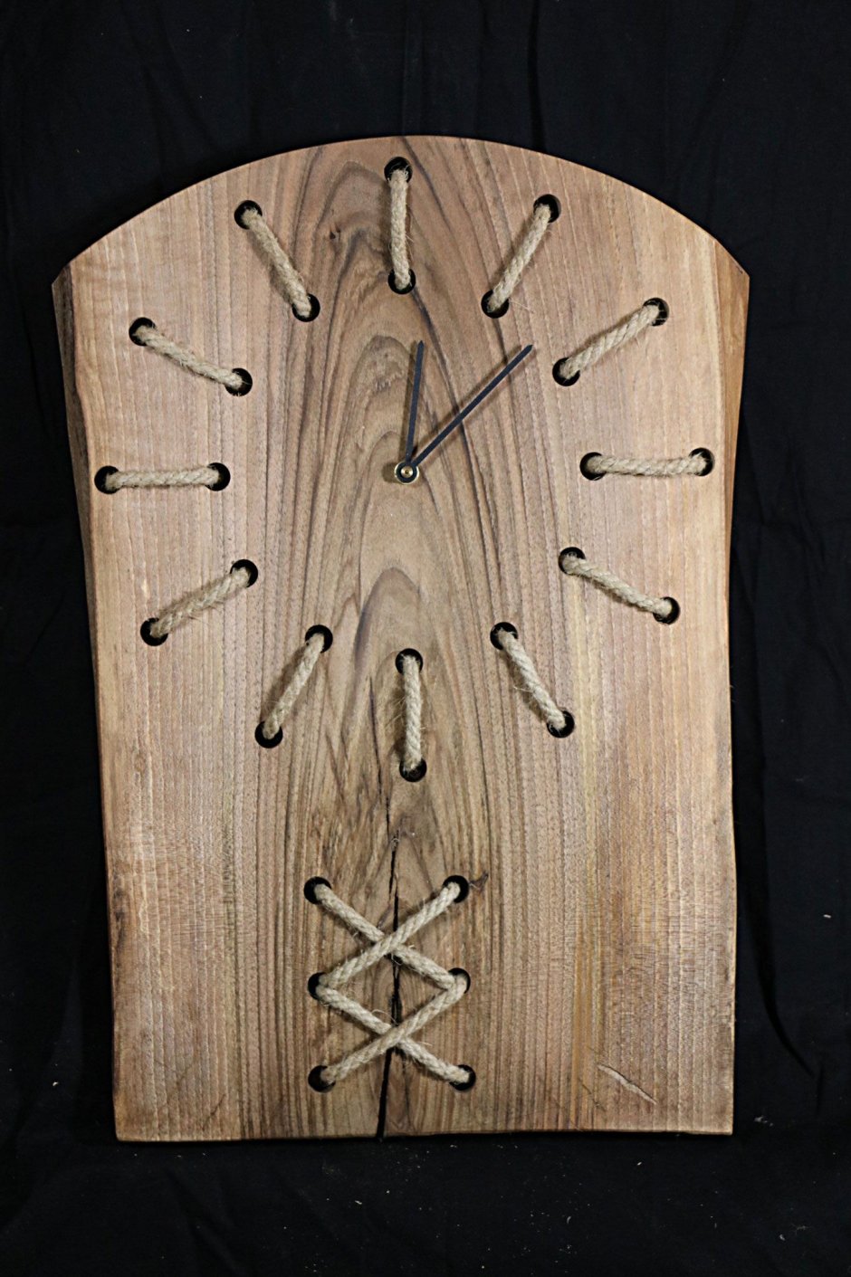 Креативные часы из дерева
