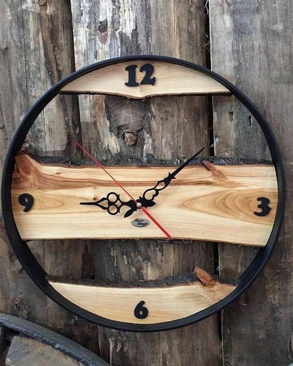 Часы из досок