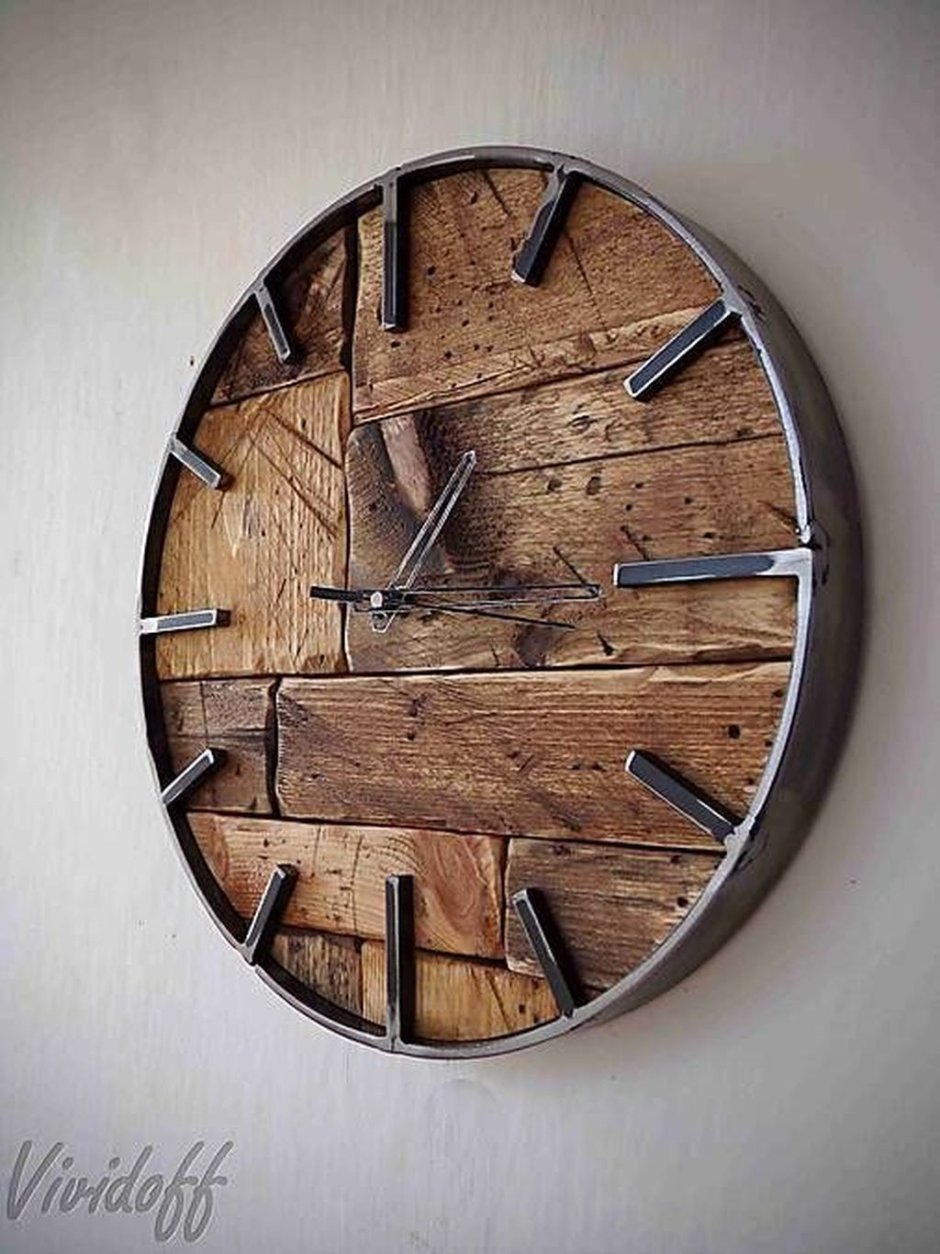 Часы из дерева