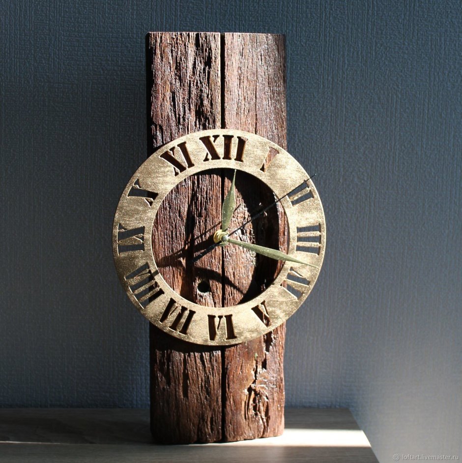 Необычные деревянные часы