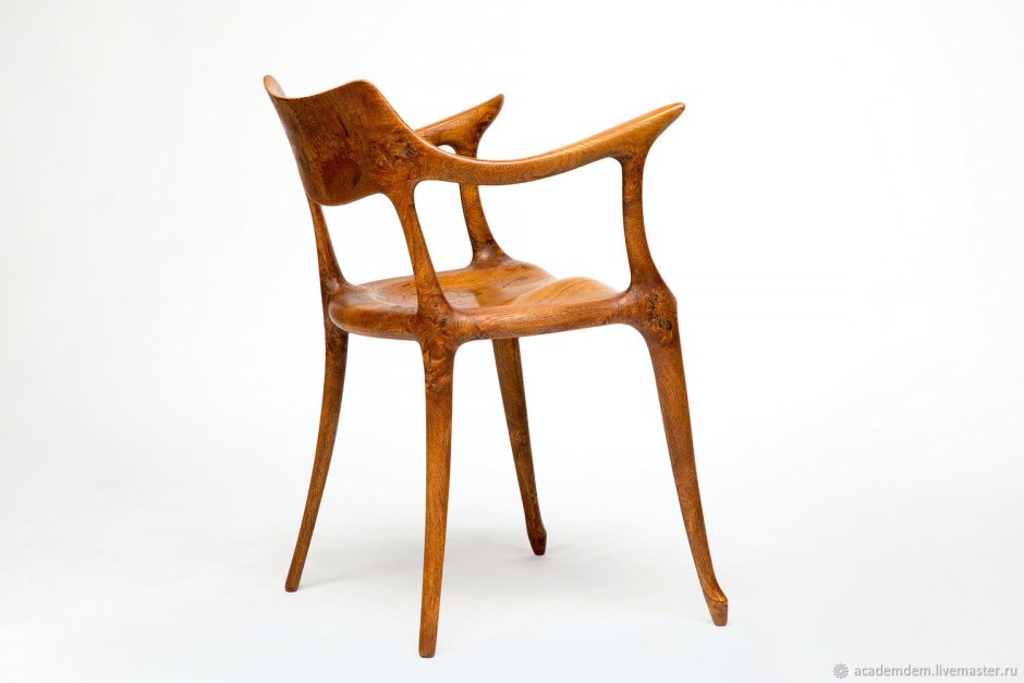 Дизайнерские стулья из дерева