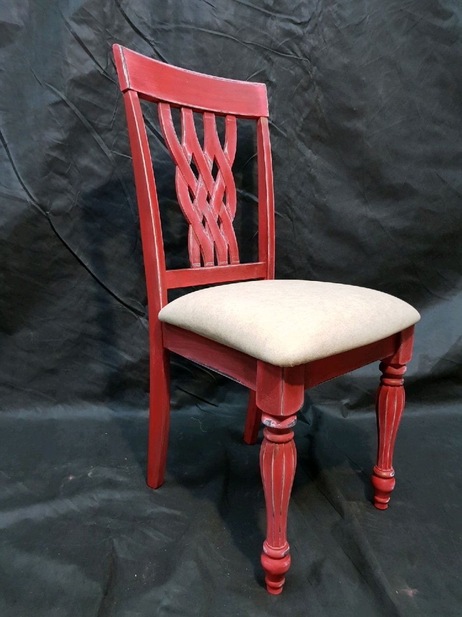 Декоративный стул