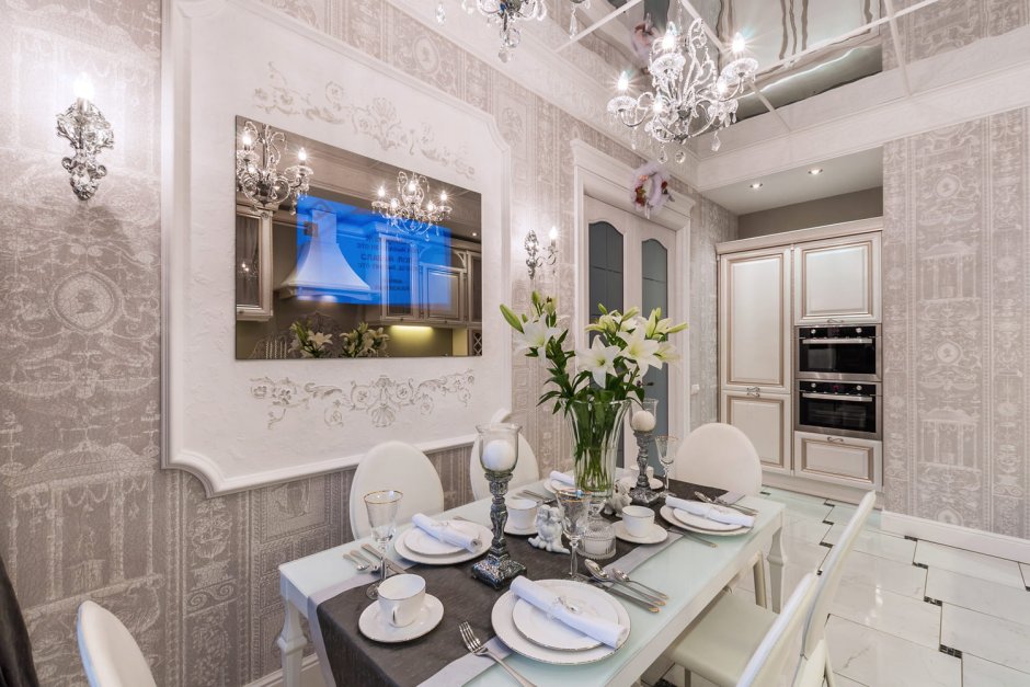 Молдинги в интерьере кухни