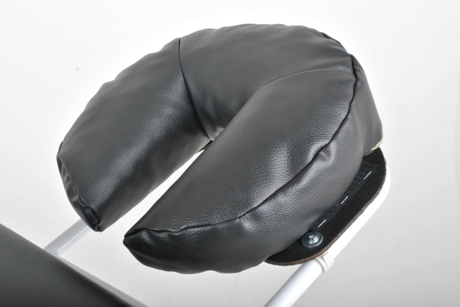 Кушетка с подголовником