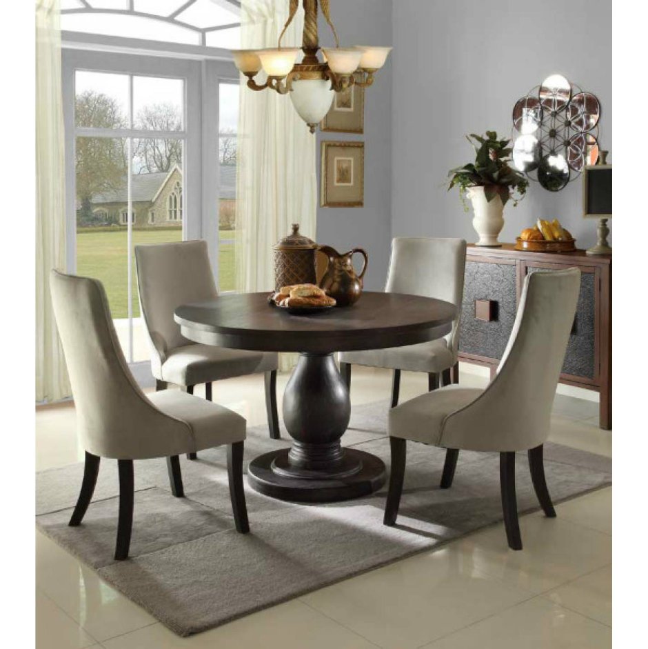 Round Dining Table a482