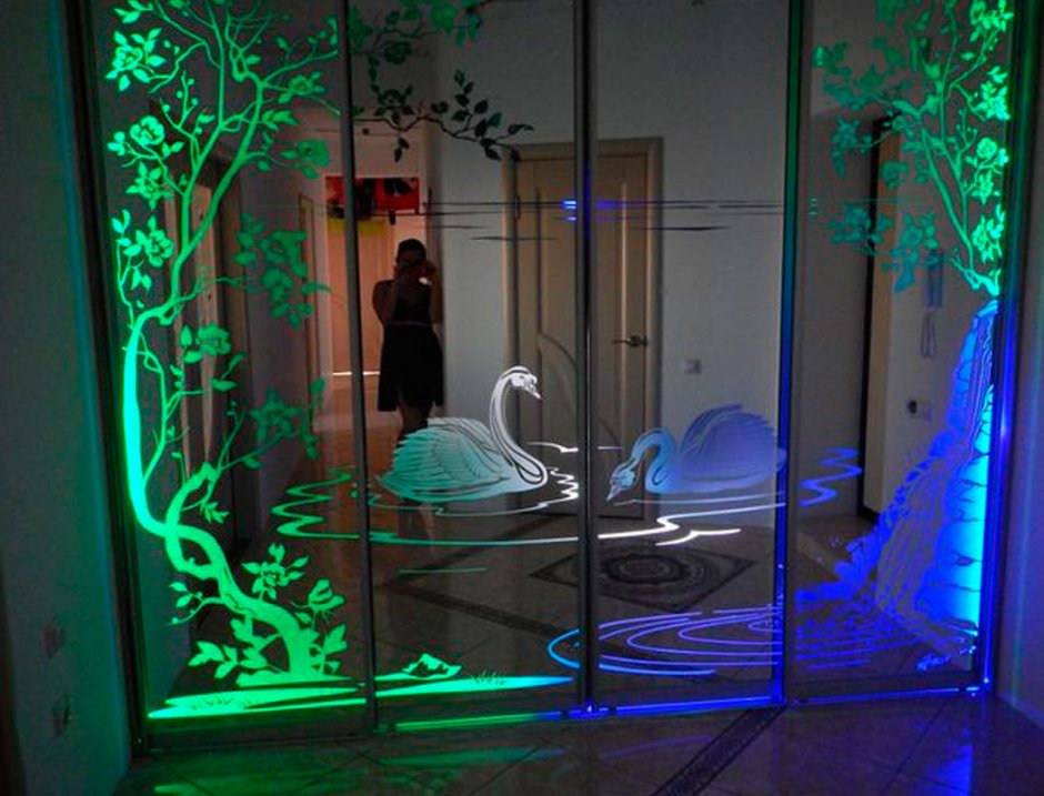 Шкаф купе с подсветкой