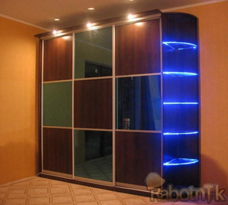 Шкаф купе с подсветкой