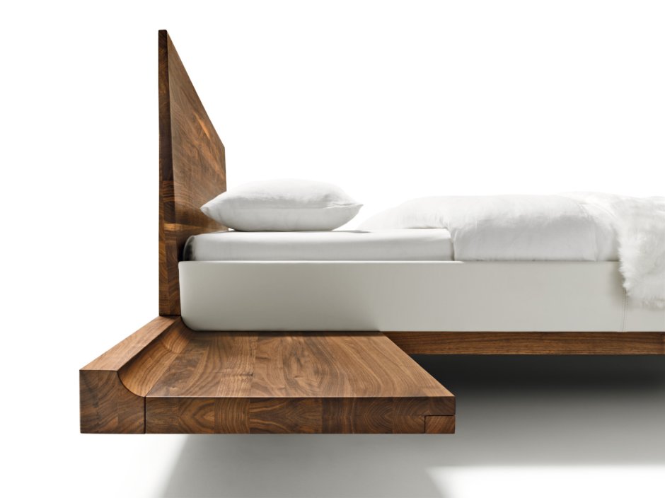 Фанерная кровать