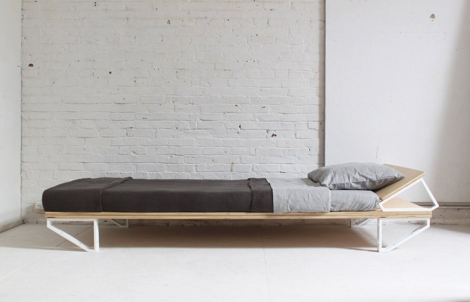 Деревянные резные изголовья