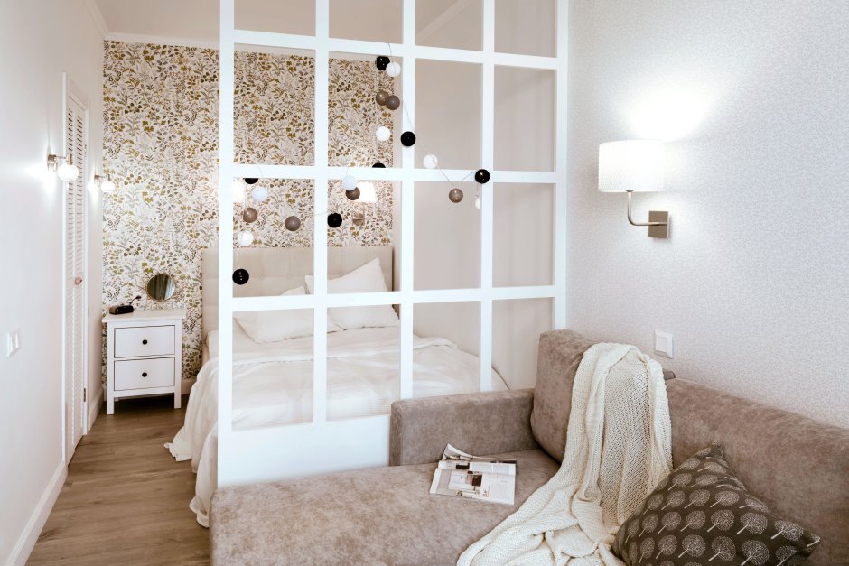 Перегородка в гостиной для зонирования