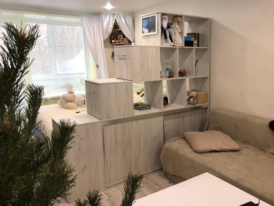 Стенка для зонирования комнаты