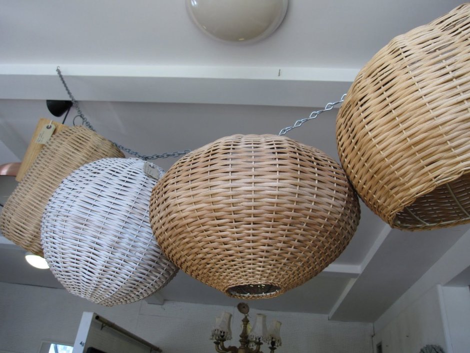 Светильник в деревенском стиле