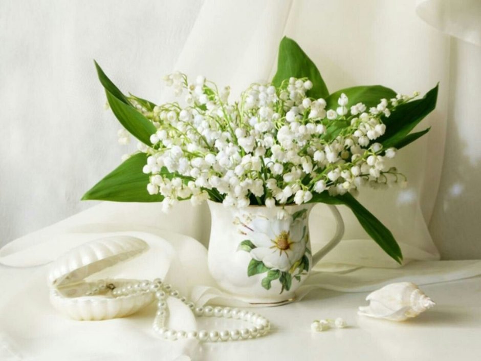 Композиция с ландышами