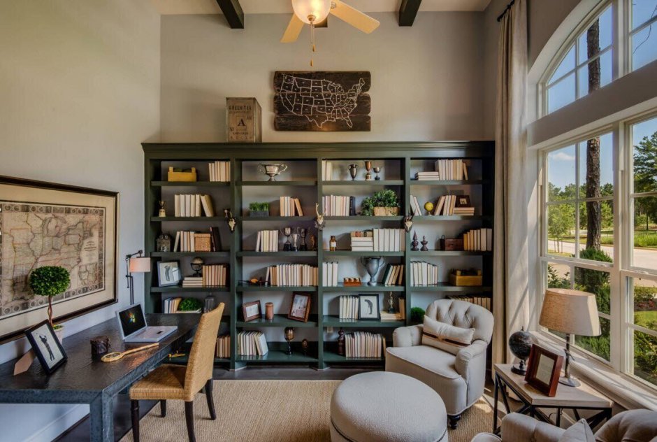 Книжные полки в интерьере