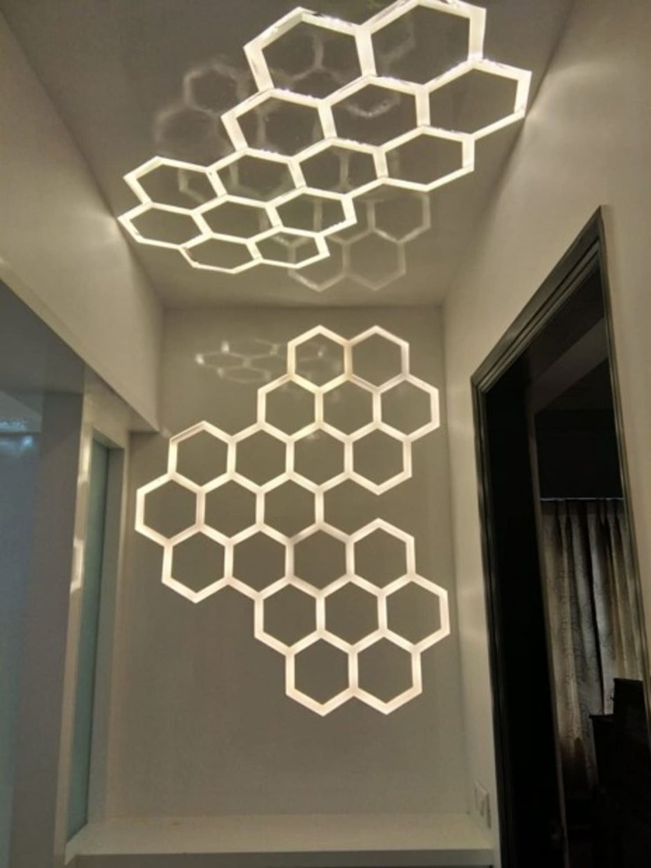 Светильник в виде сот на потолок