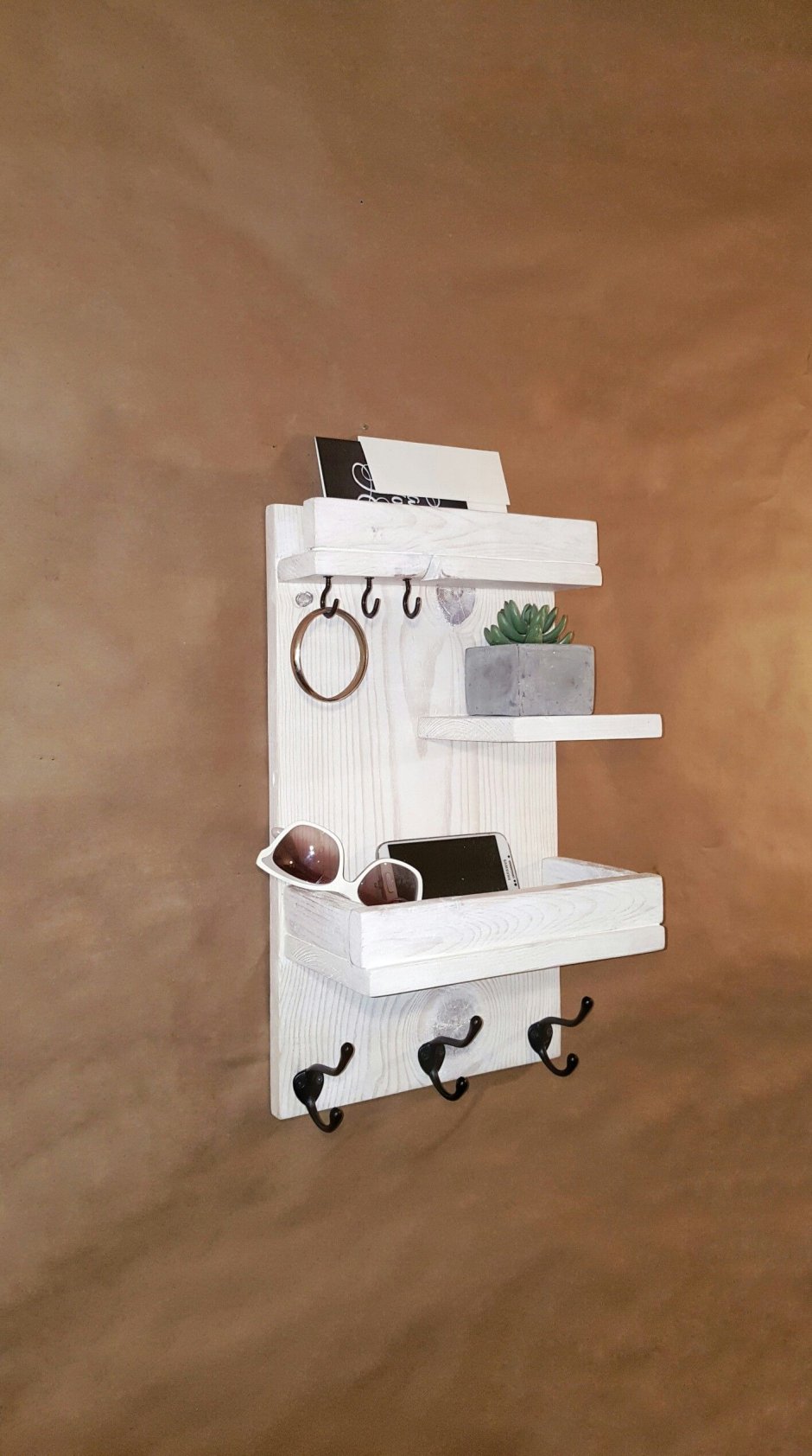 Подставка для мелочи из дерева