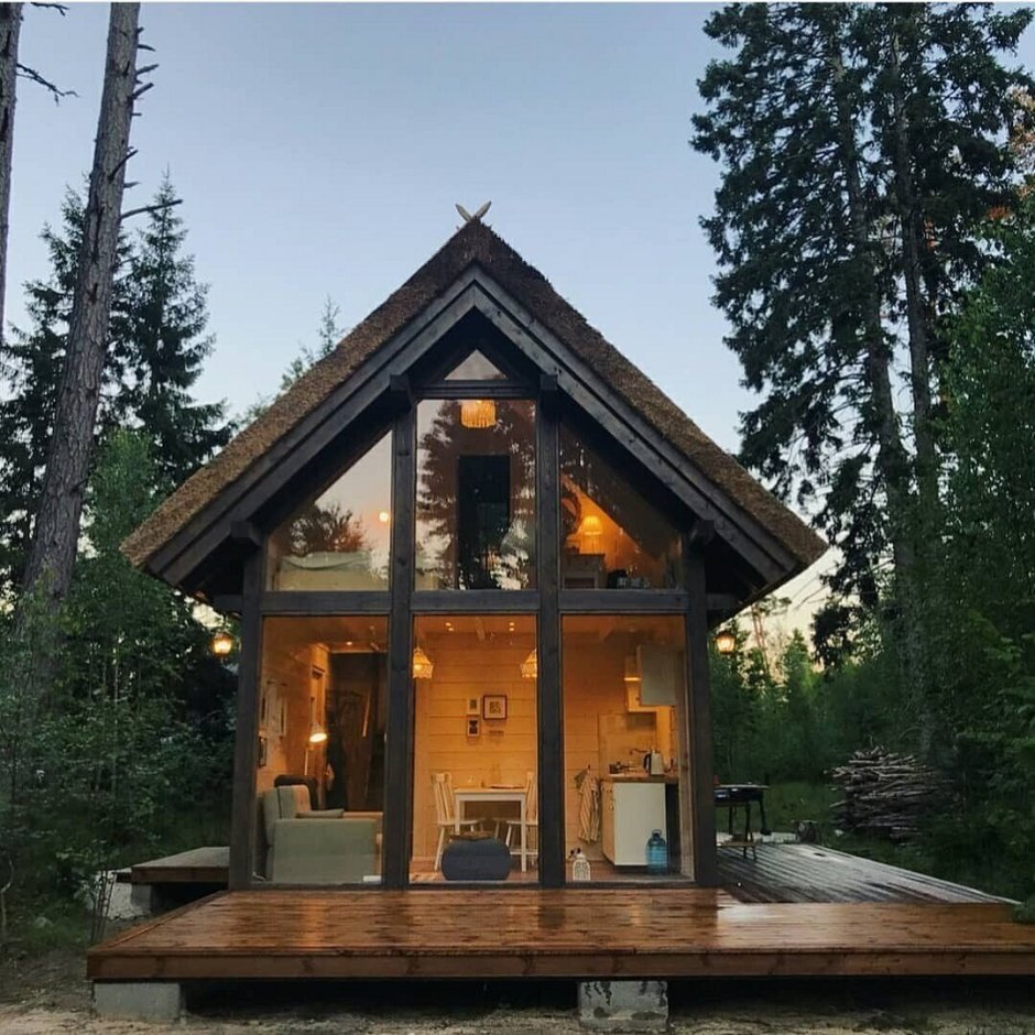 Небольшой деревянный домик