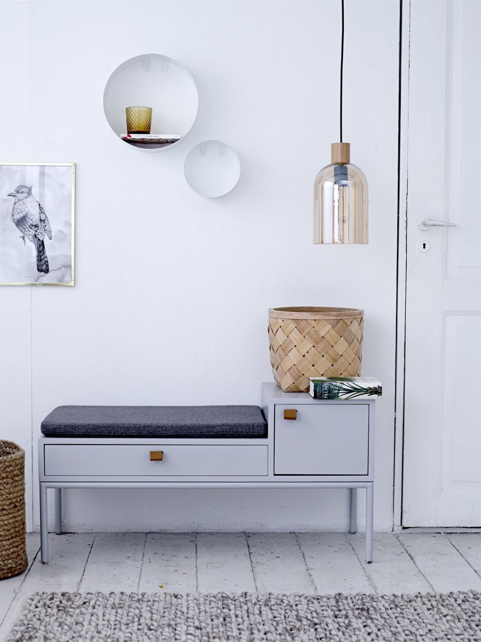 Банкетка в стиле Сканди