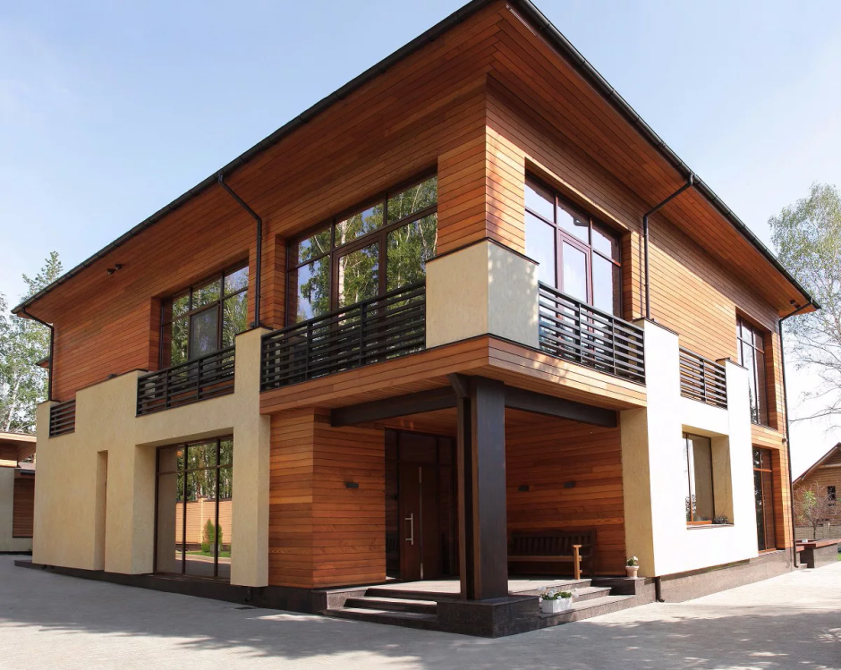 Баварский Шале камень и дерево