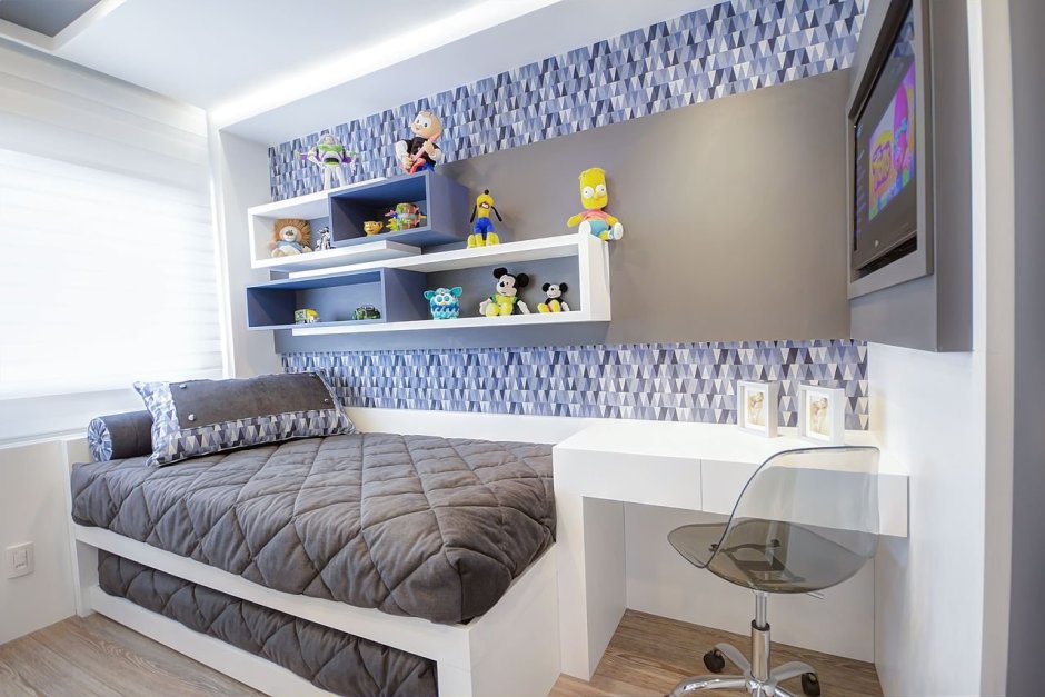 Полки в подростковую комнату для мальчика