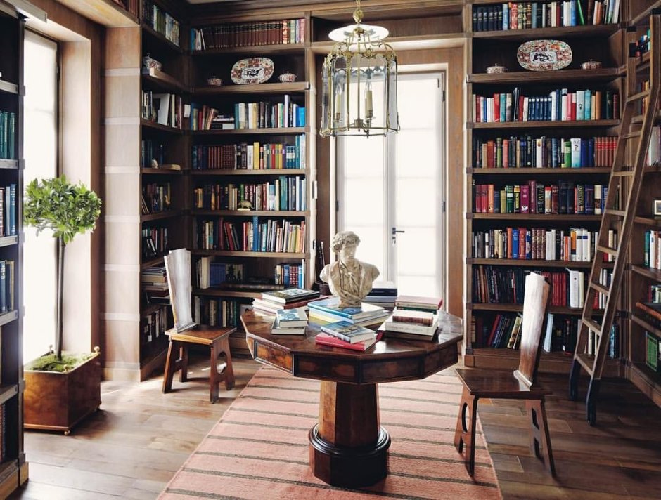 Необычные книжные полки