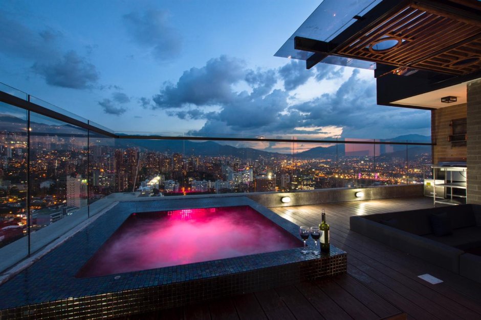 Джакузи в пентхаусе