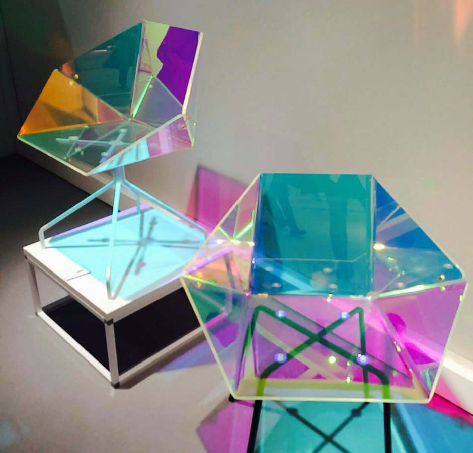 Цветные стеклянные Кубы