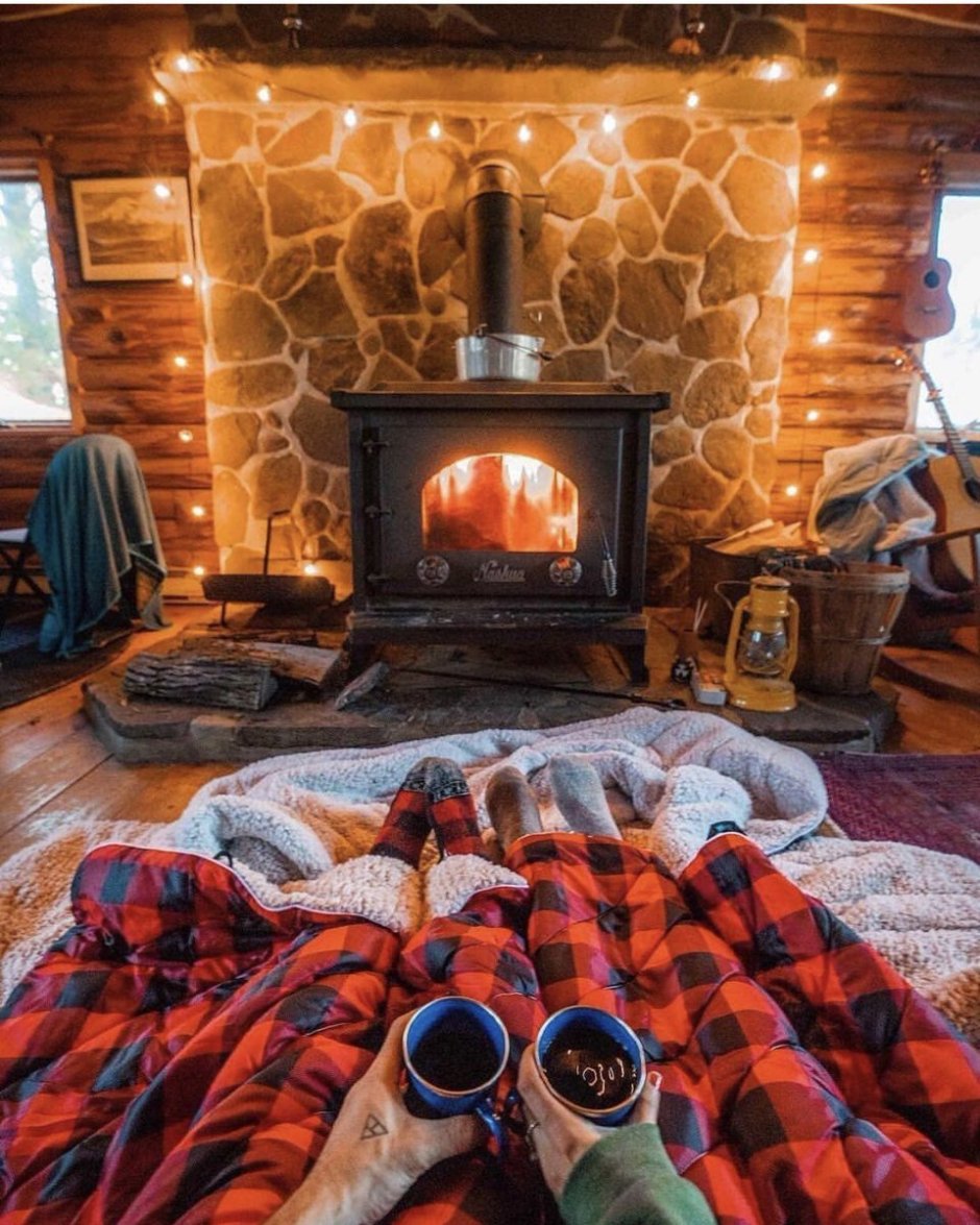 Уютный камин