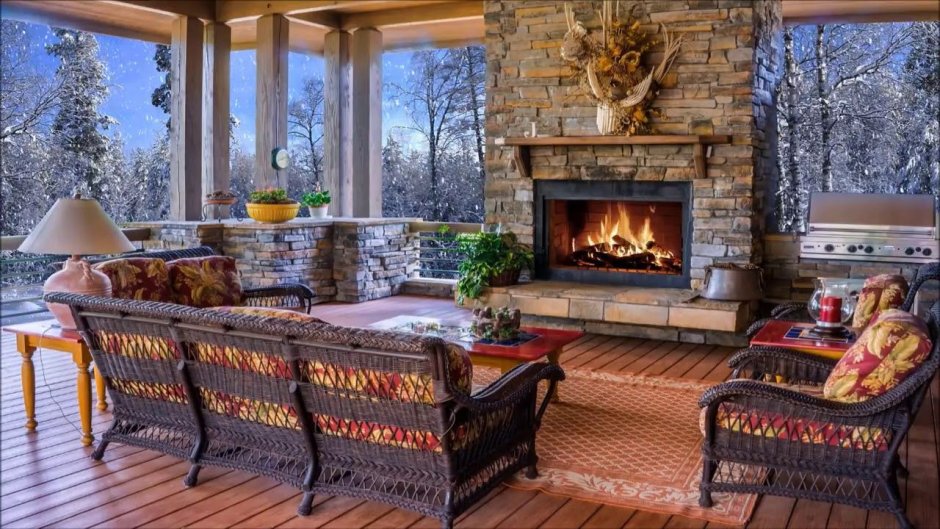 Уютный зимний домик камин