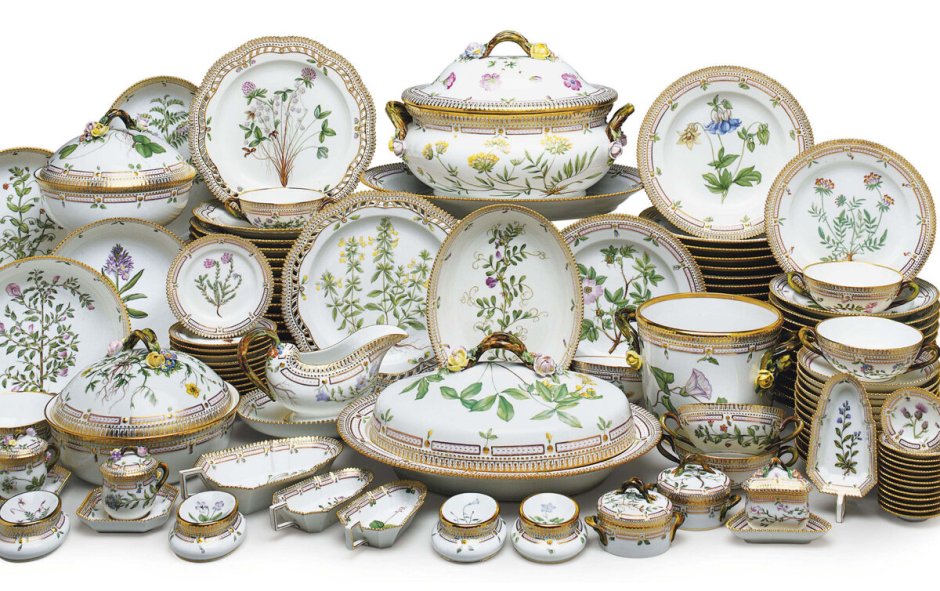 Royal Copenhagen Flora Danica