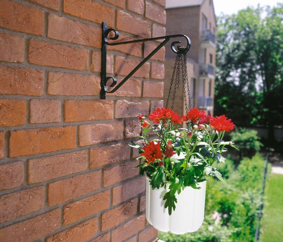 Кронштейн для кашпо